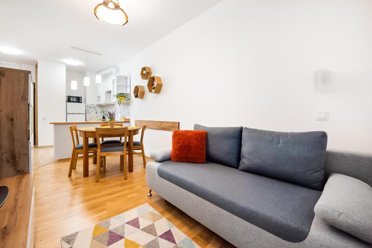 Metro Bemowo Colourful Apartment Warsaw Luaran gambar
