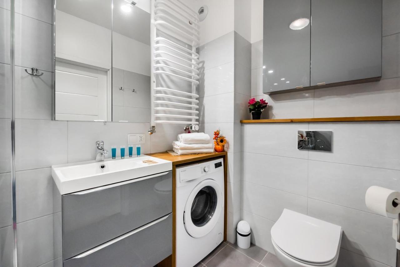 Metro Bemowo Colourful Apartment Warsaw Luaran gambar